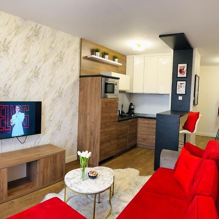 Downtown Apartments Presley Air-Conditioned Rzeszow Exterior photo